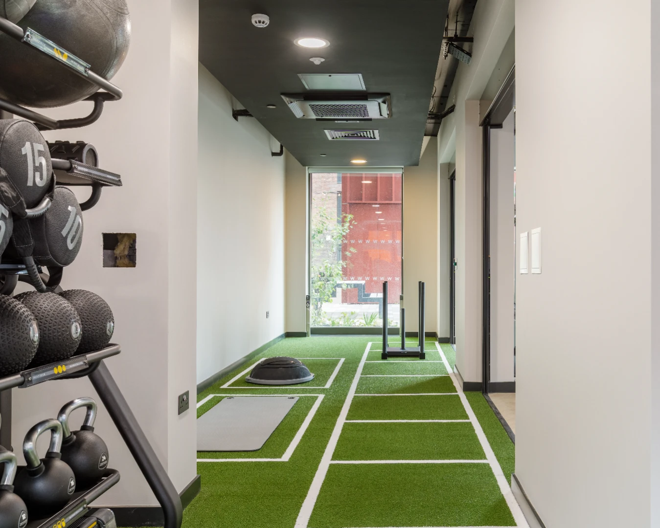 Standard Studio (Floor 11) - image 40