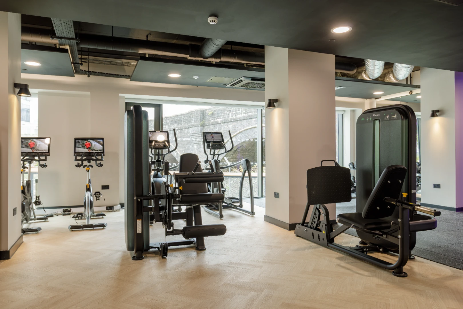 Standard Studio (Floor 11) - image 35