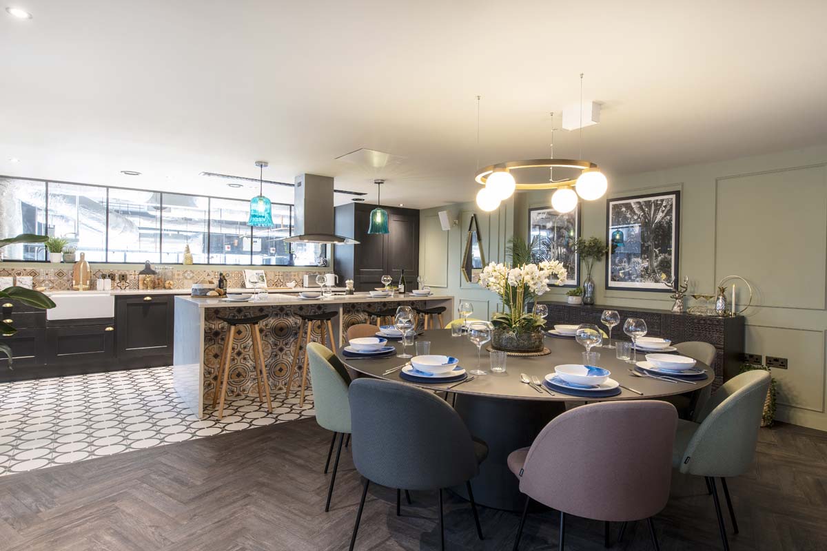 Image of Zenith, Cardiff