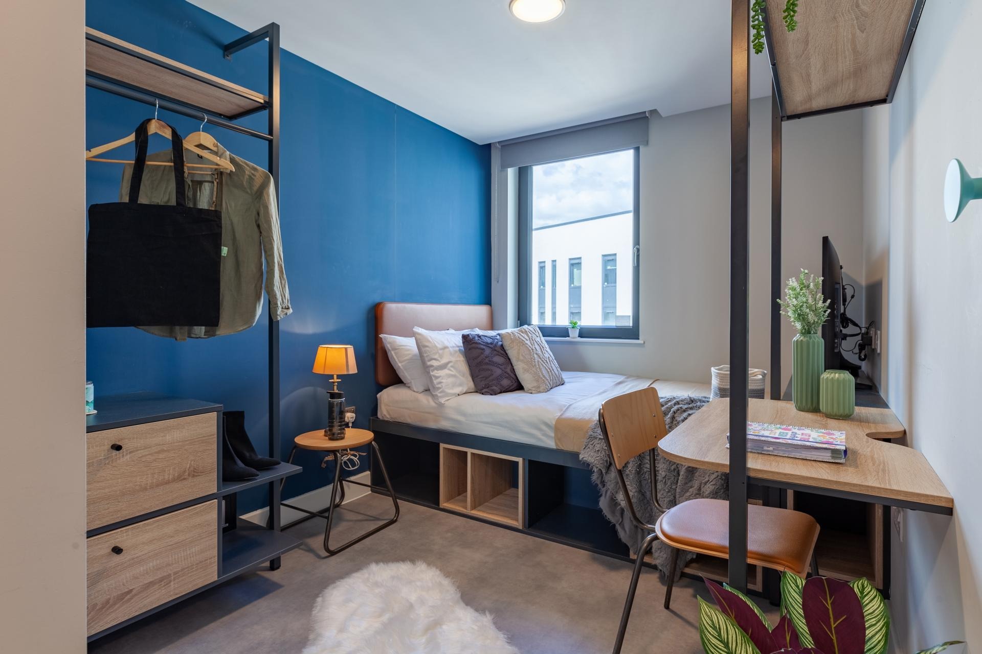 2 Bed Apartment - image 11