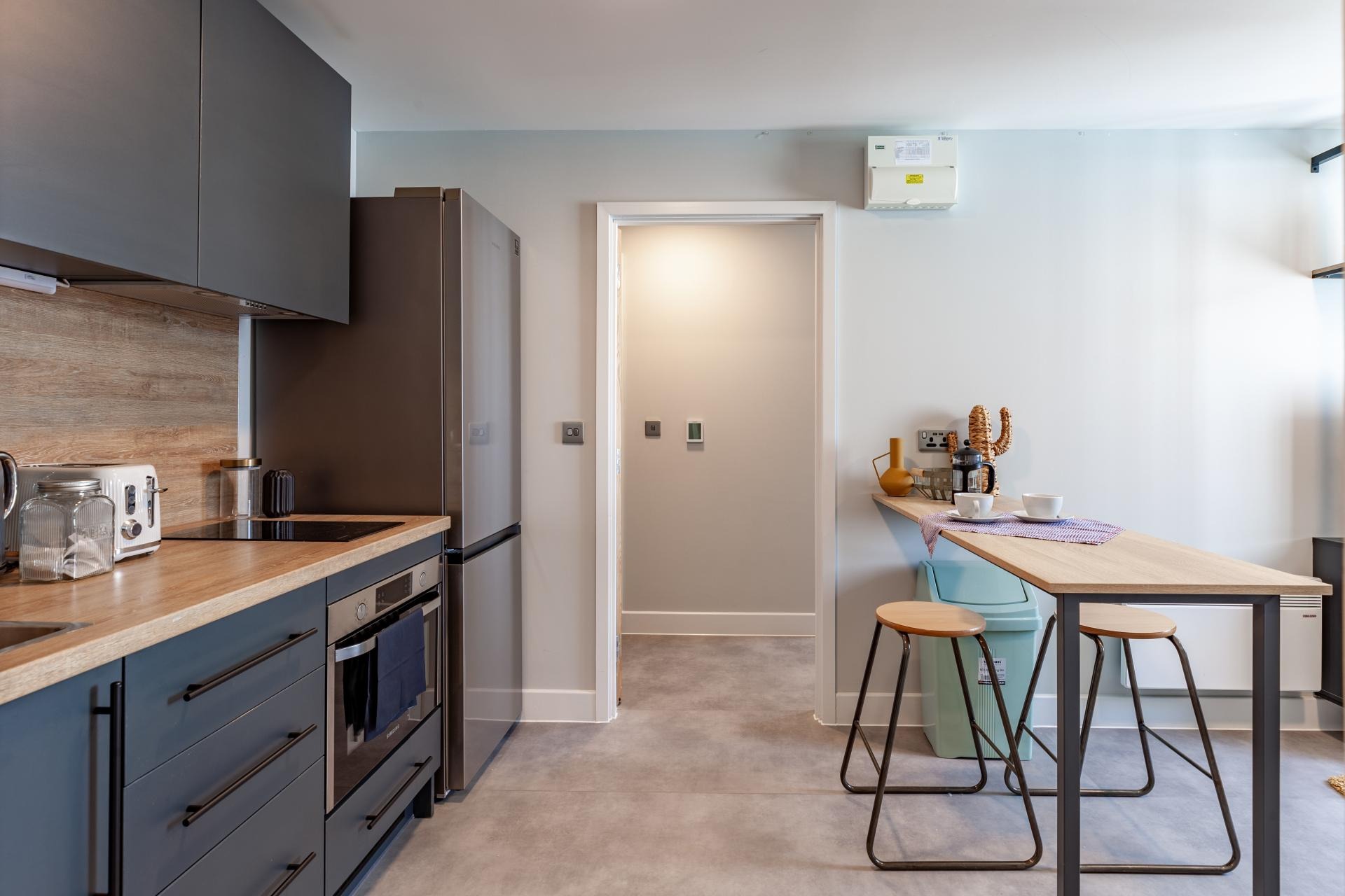 2 Bed Apartment - image 8