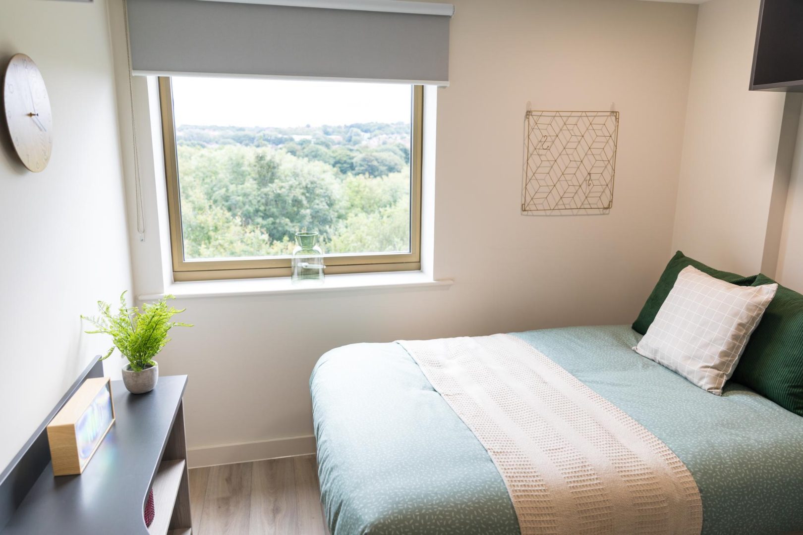2-Bed Apartment - image 10