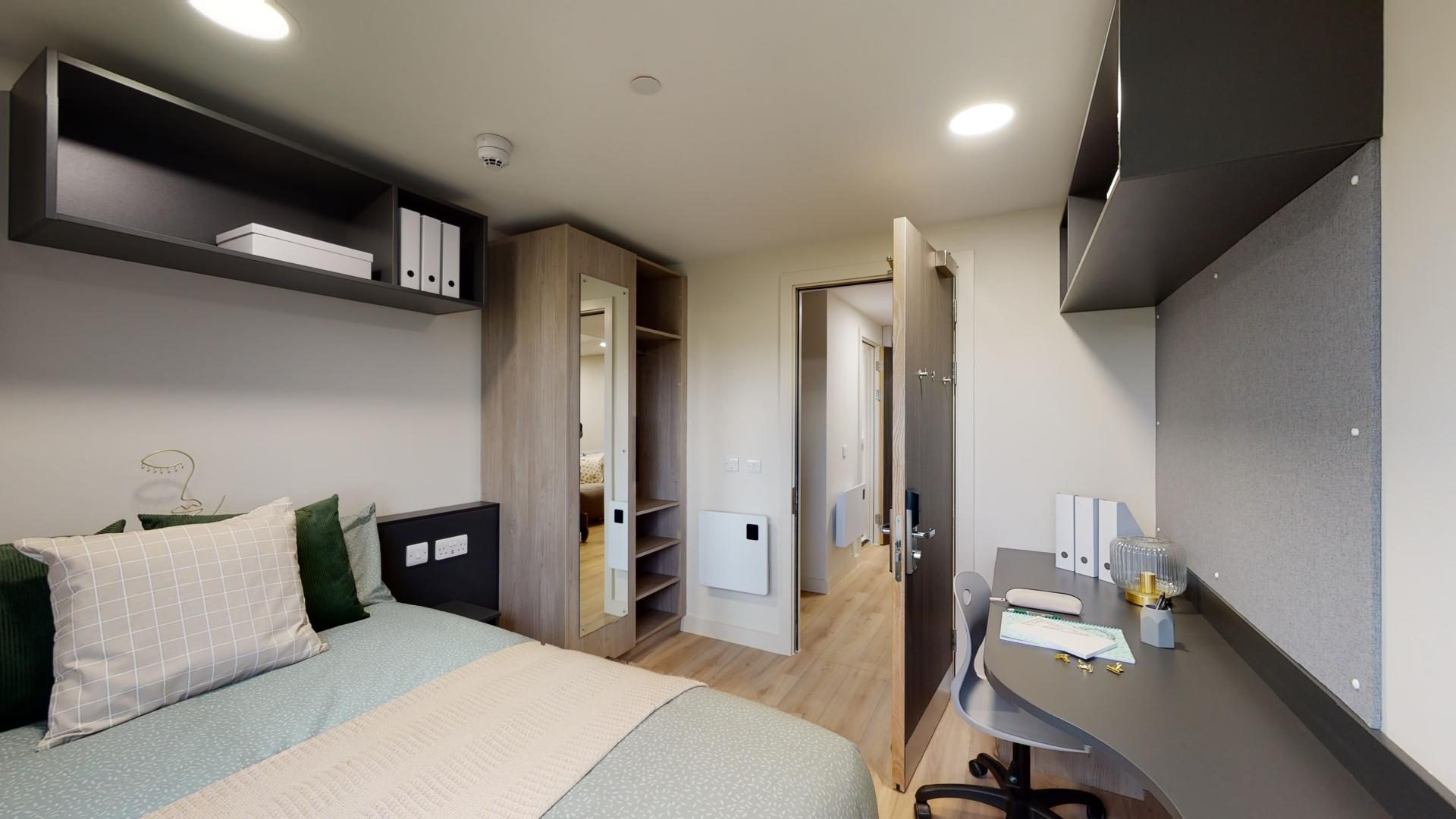 2-Bed Apartment - image 26