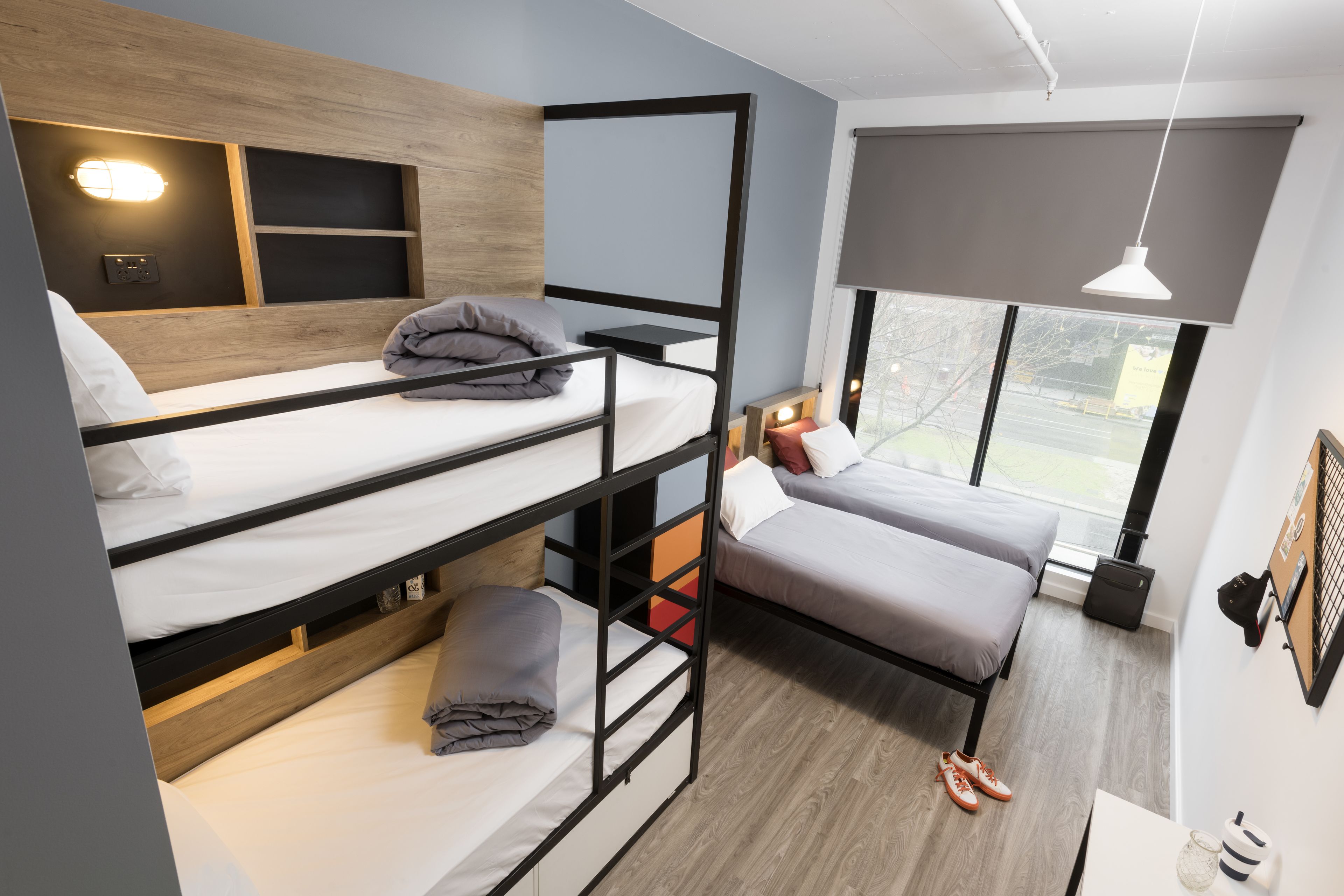 4- Living Room - image 10