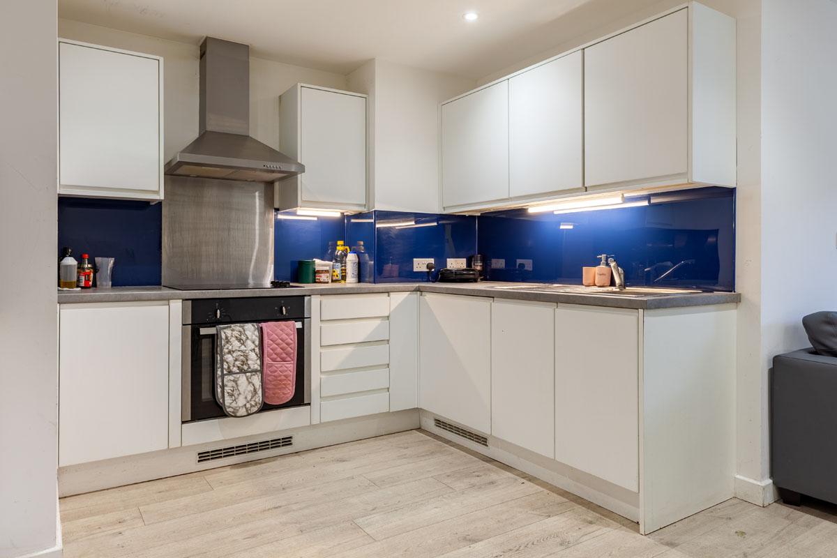 5 Bed Cluster En-suite - image 8