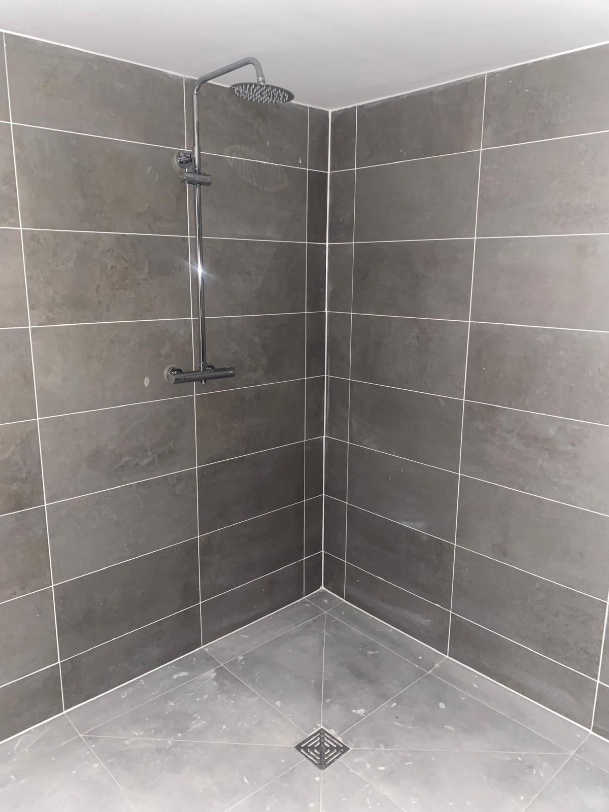 5 Bedroom Apartment (Large Room) - image 12
