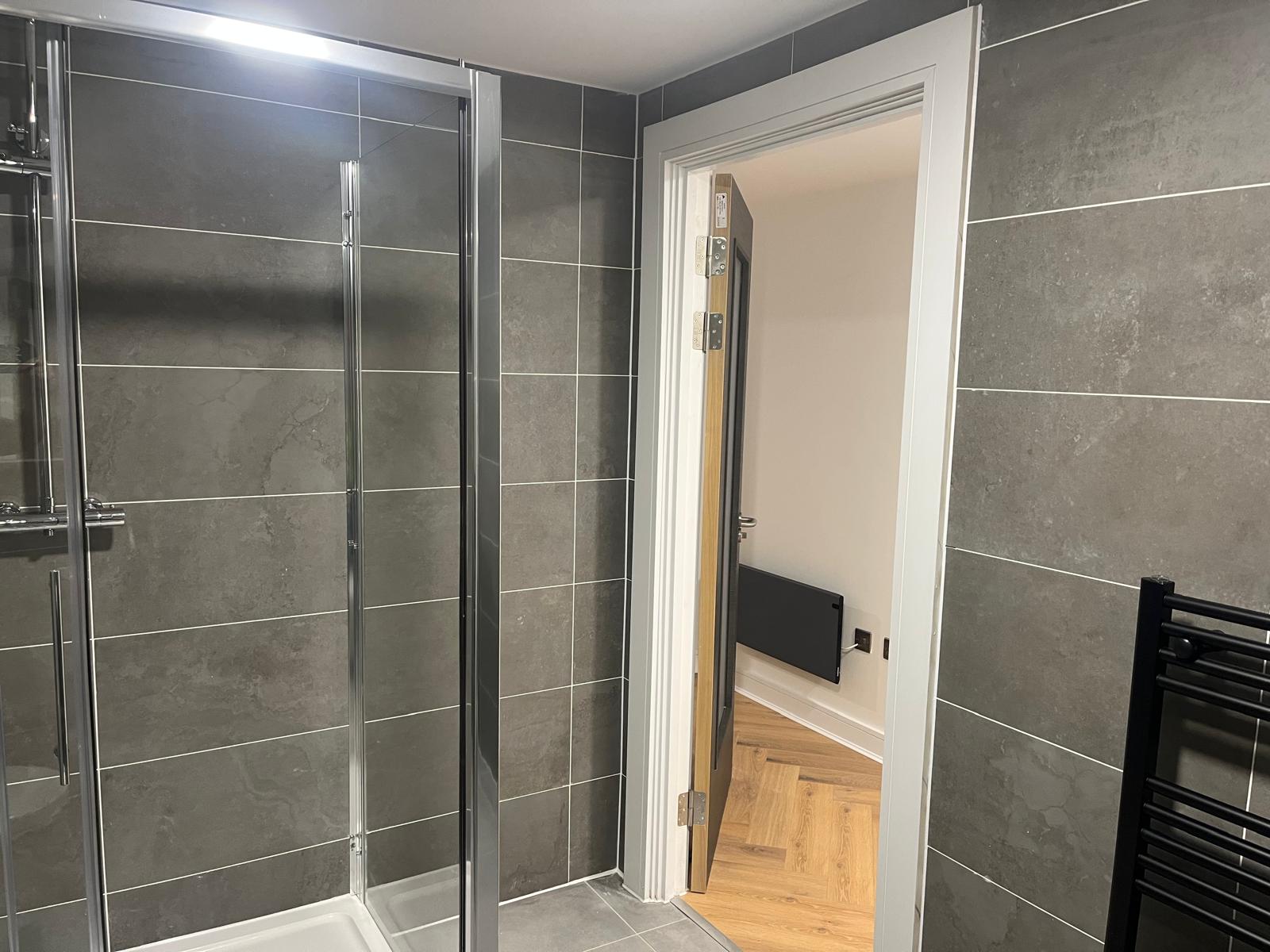 5 Bedroom Apartment (Large Room) - image 23