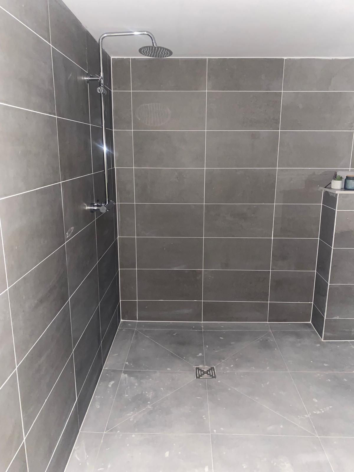 5 Bedroom Apartment (Large Room) - image 13