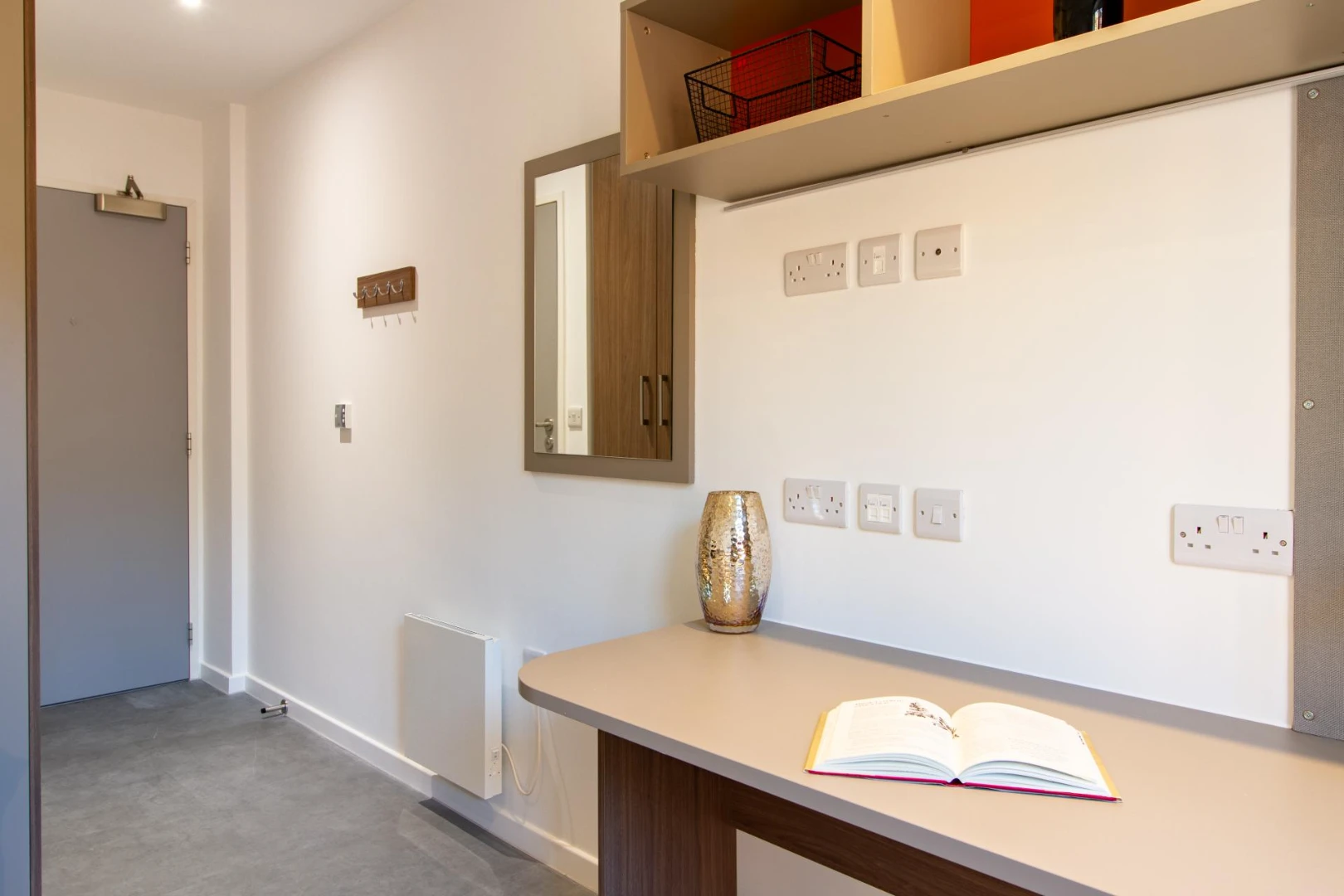 7 Bed En-suite - image 7