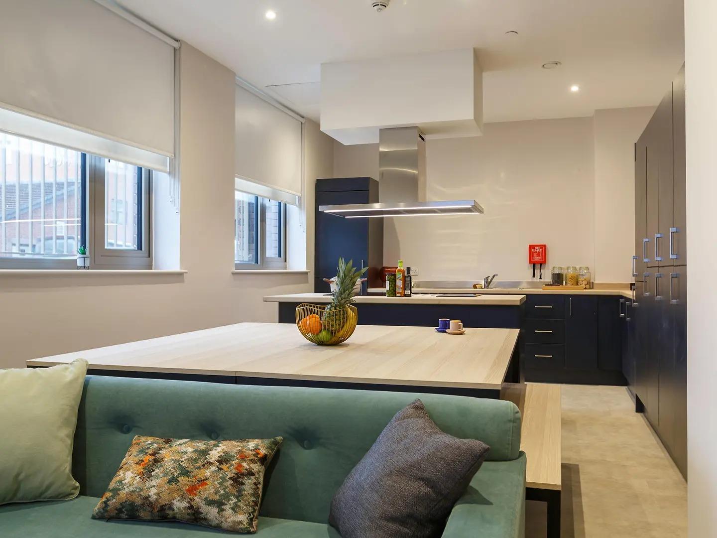 7 Bed En-suite - image 7