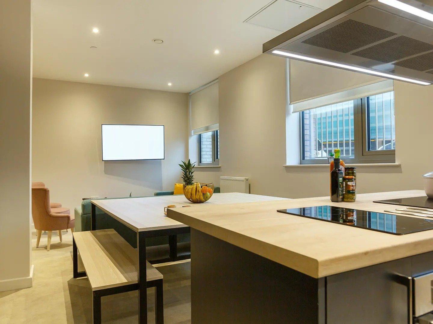 8 Bed En-suite - image 7