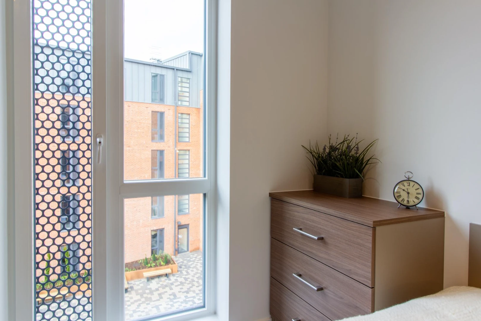 8 Bed En-suite - image 10