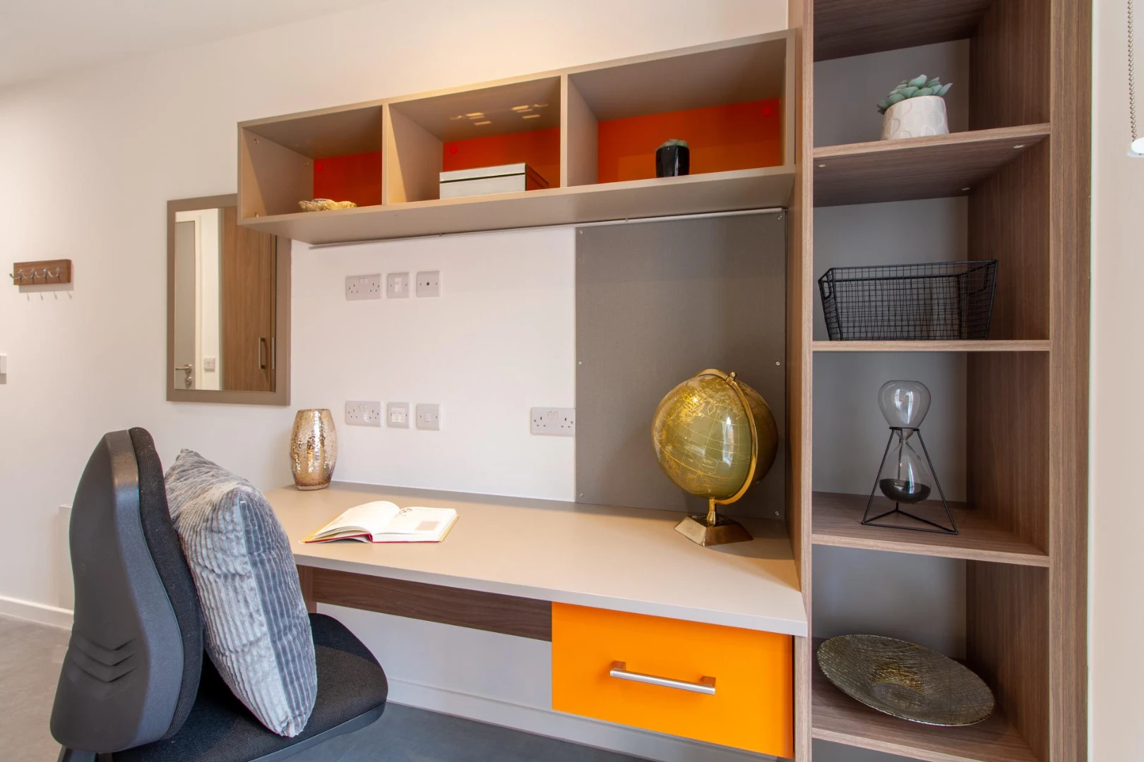 8 Bed En-suite - image 7