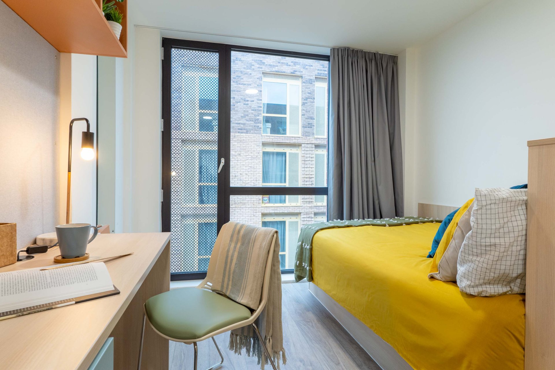 Bronze Plus Ensuite - image 9