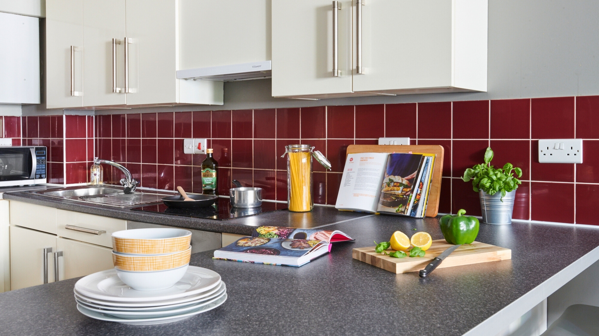 Classic En-Suite - image 7