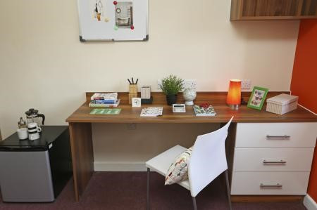 Classic En-Suite, Tallis Court - image 7