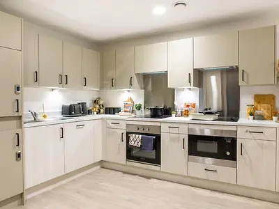 Classic Ensuite - image 11