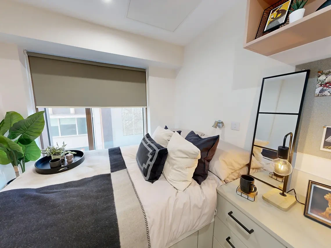 Classic Ensuite - image 15