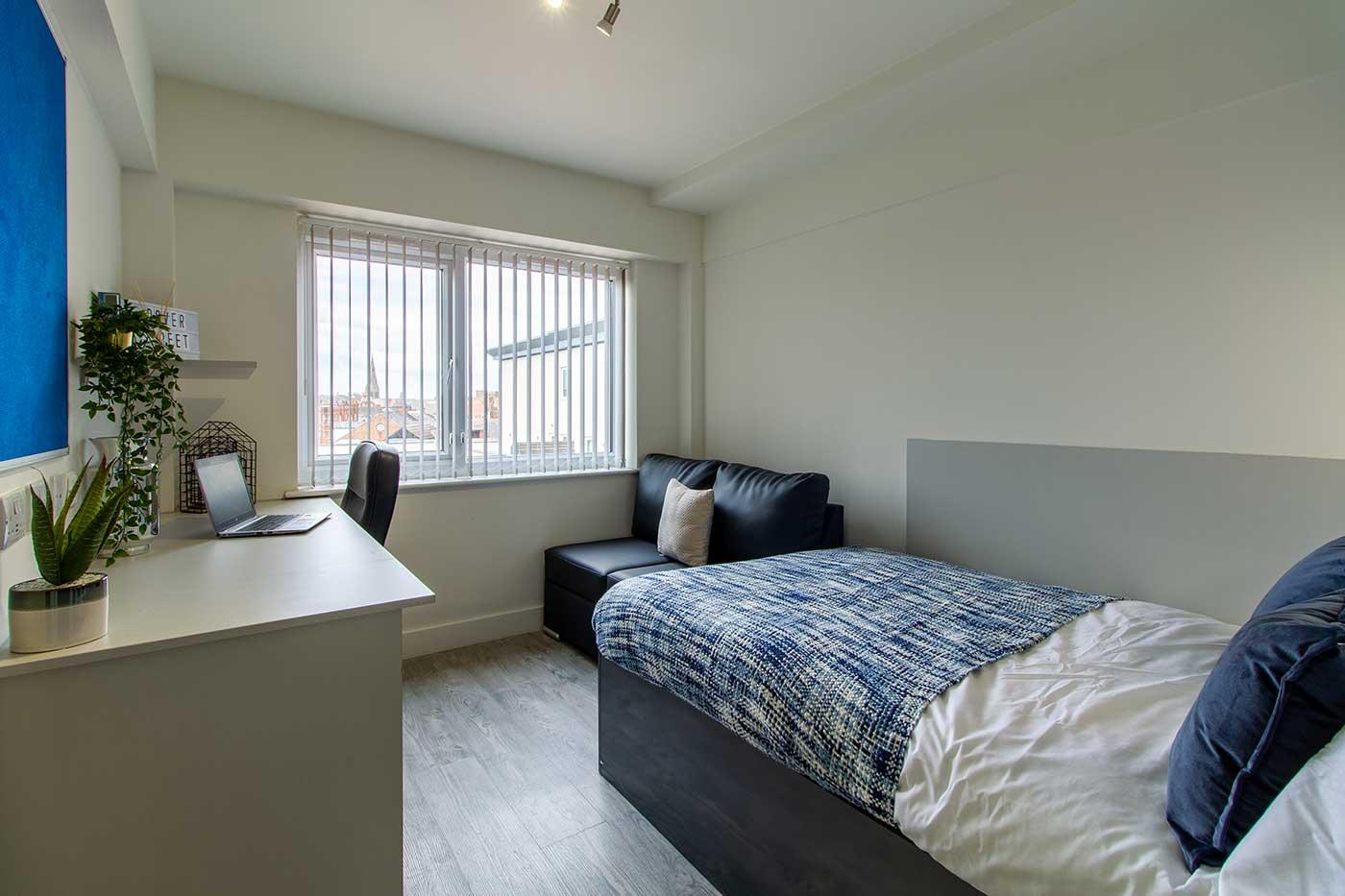 Classic Ensuite ( Dover Street ) - image 11
