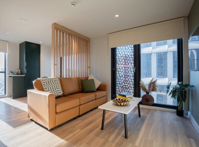 Classic Ensuite - 4 Bed Apartment - image 9