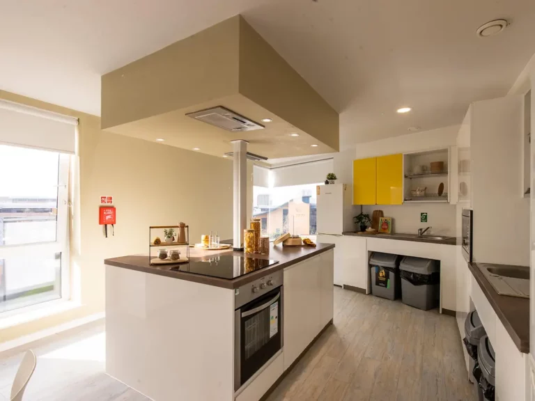6 Bed Cluster En-suite - image 8