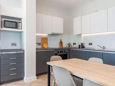 Classic Ensuite - image 10