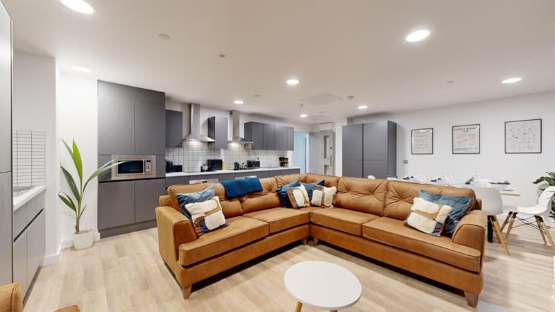 Classic Plus En-suite - image 10