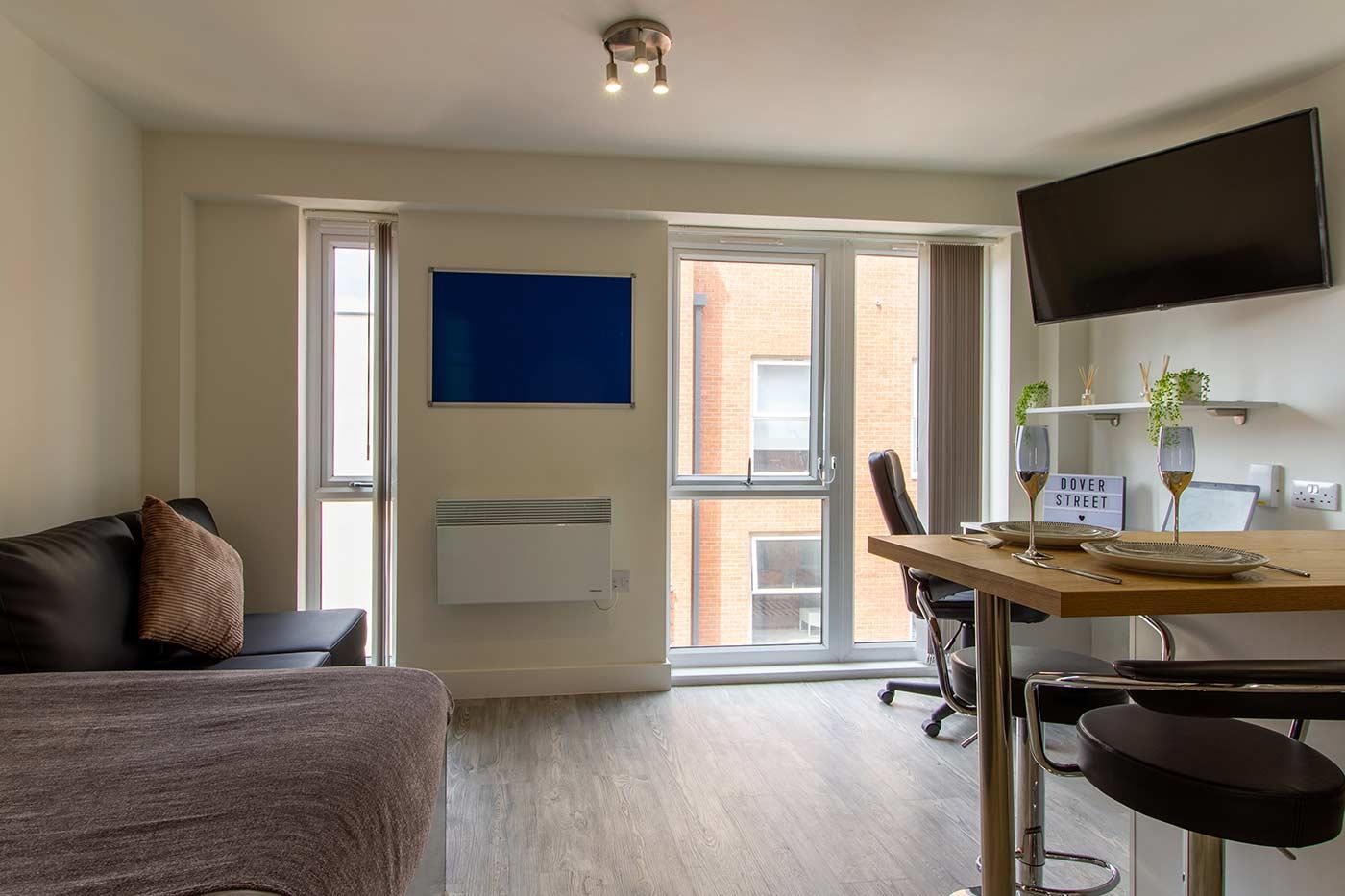 Classic Studio ( York Street ) - image 8