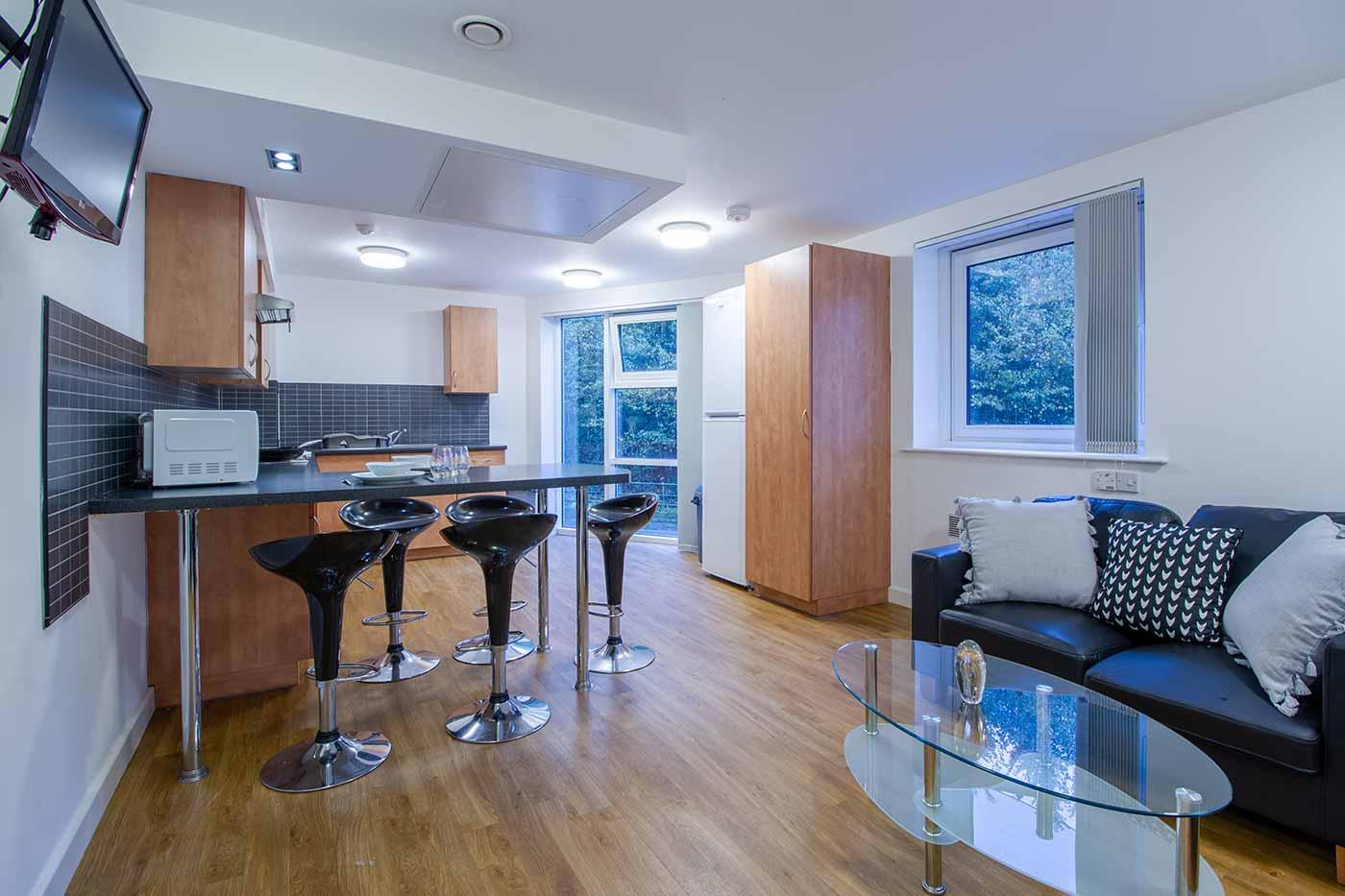 Platinum Ensuite - image 13