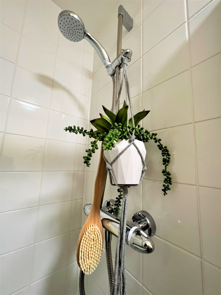 Deluxe En-Suite - image 15