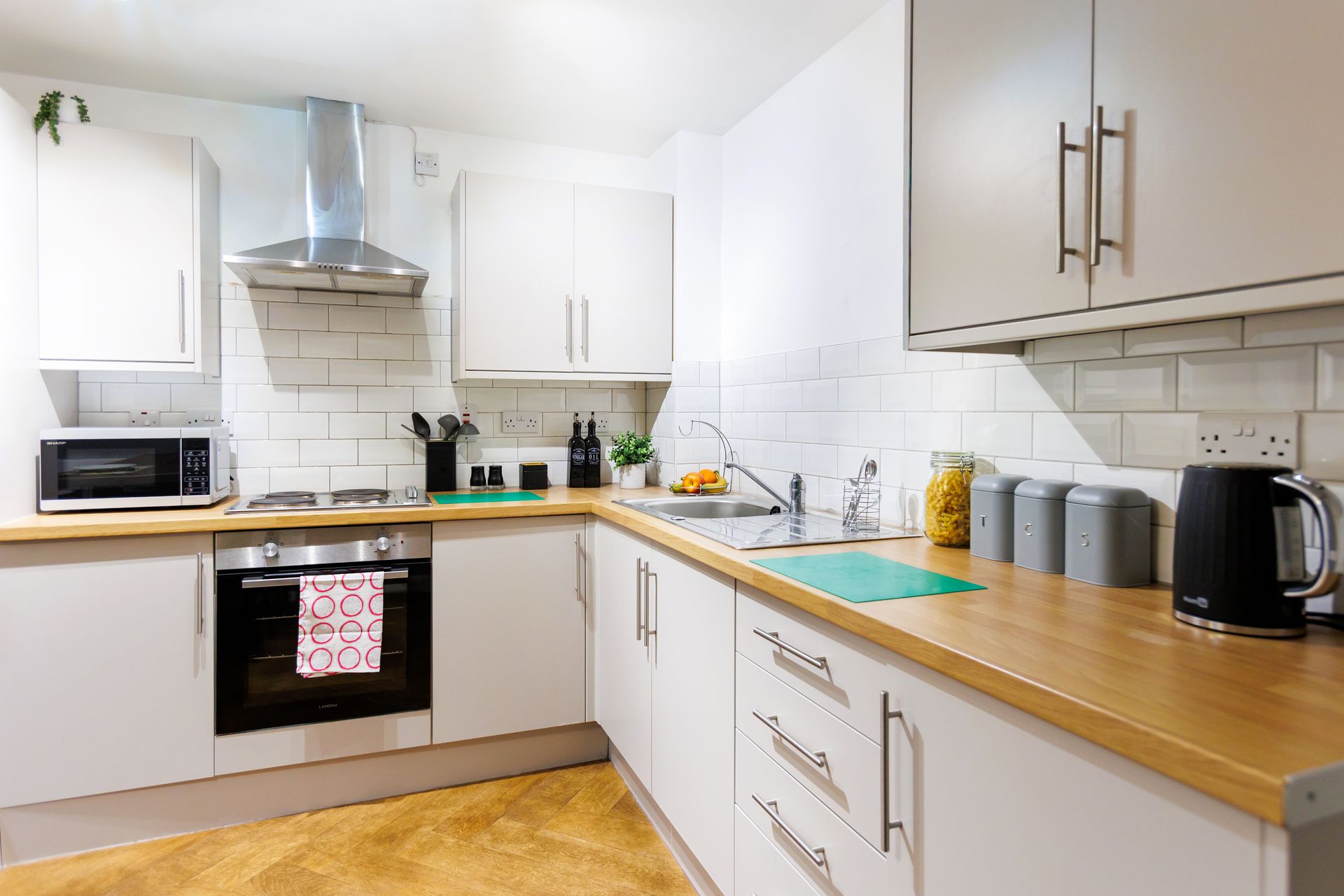 Bronze Ensuite - image 19