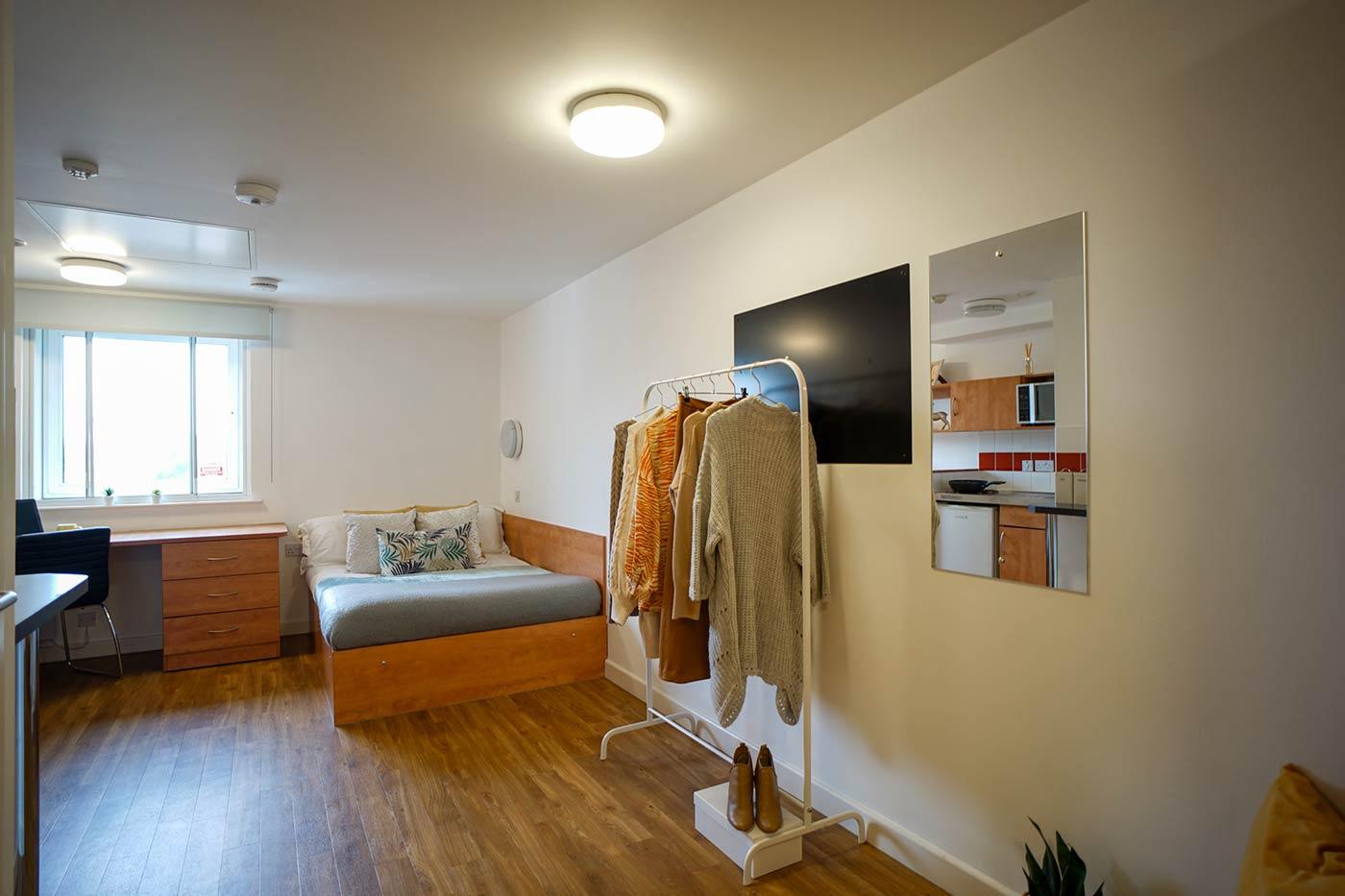 Platinum Studio - image 8