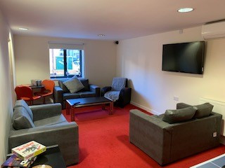 Deluxe Studio, Behn Hall - image 9