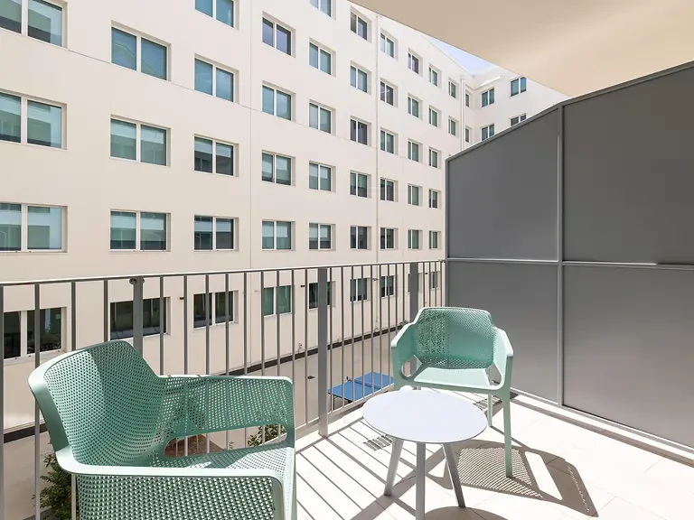 Deluxe Studio With Balcony - image 8