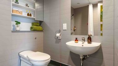 Platinum En Suite - image 7