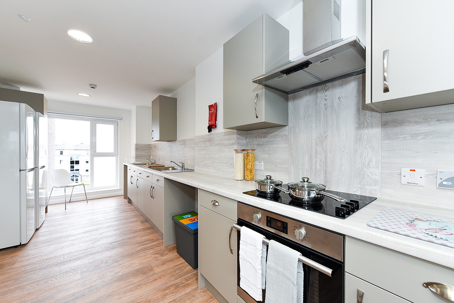 Ensuite Gold - image 8