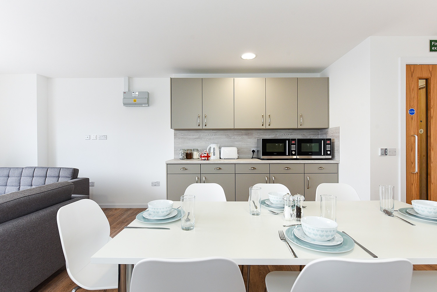 Ensuite Gold - image 7