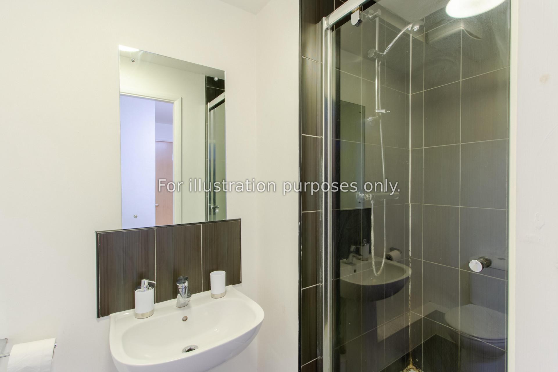 Gold 1 Bed Apartment - image 7