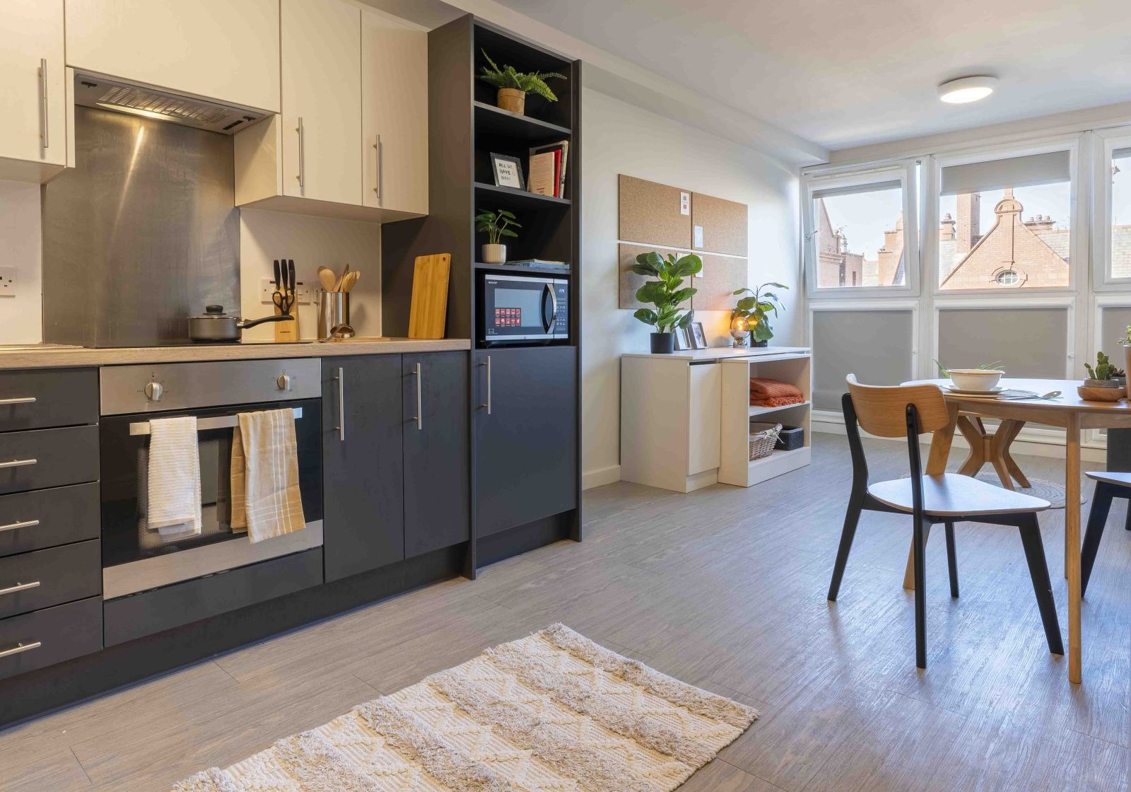 Gold 1 Bed Apartment - image 10
