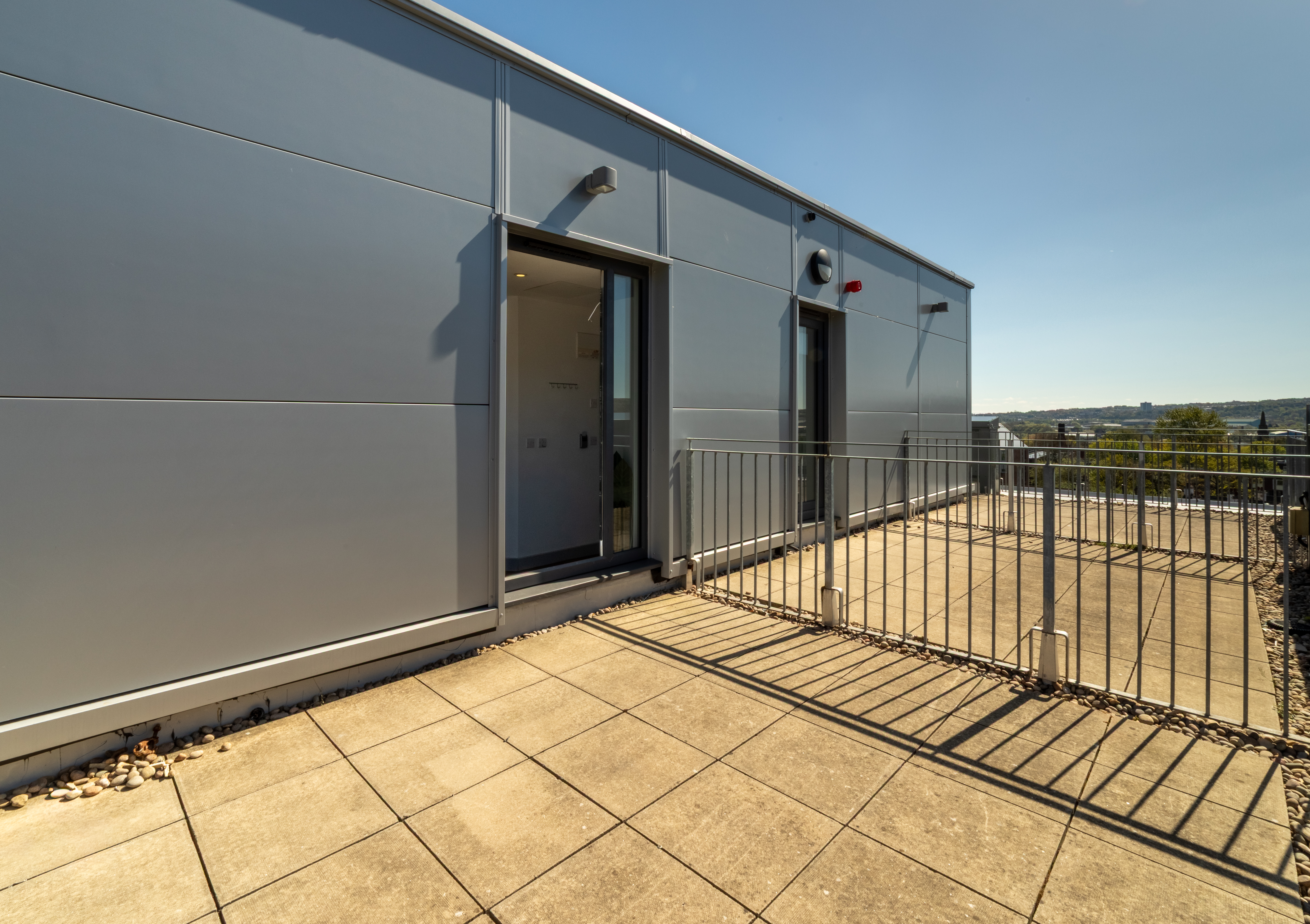 PREMIUM STUDIO - image 9