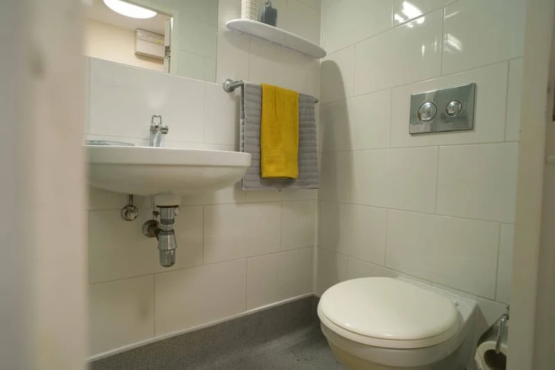 Mezzanine Studio - image 7