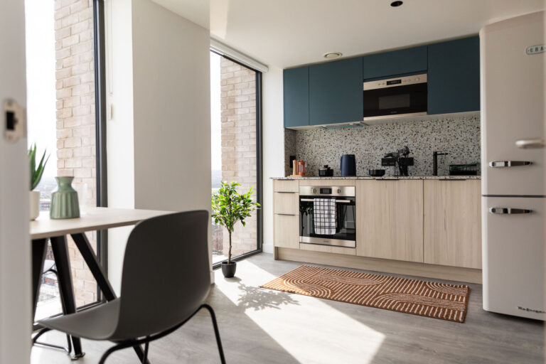 One Bed Apartment - image 7