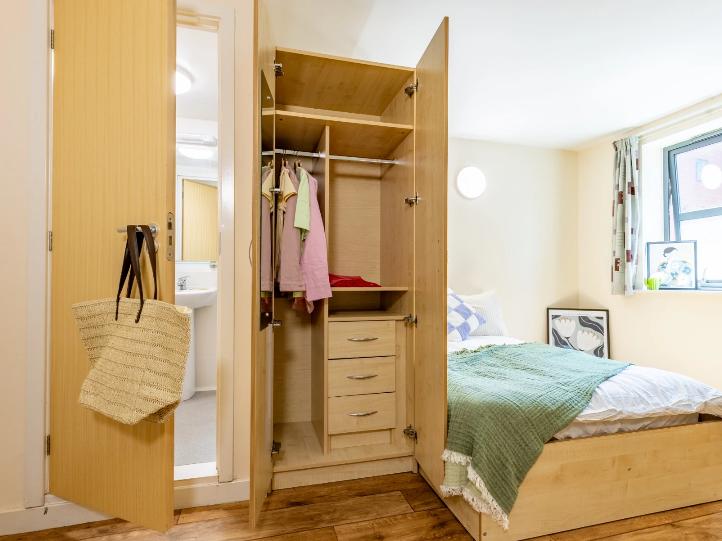 Platinum En Suite - image 10