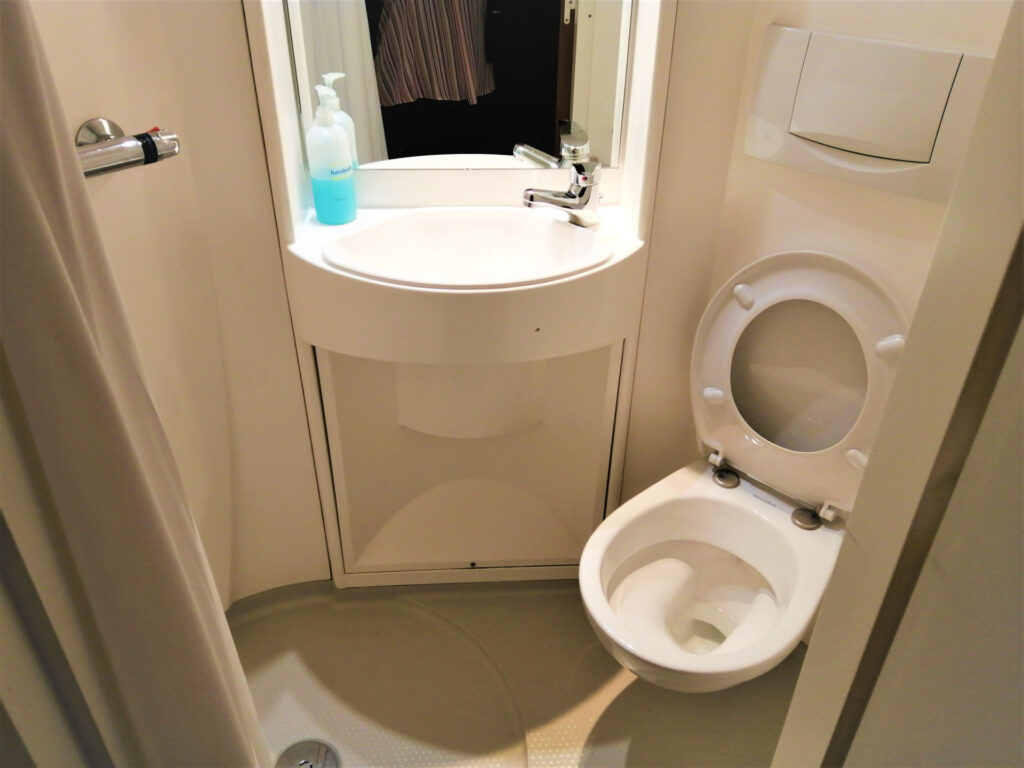 Premier En-Suite - image 11