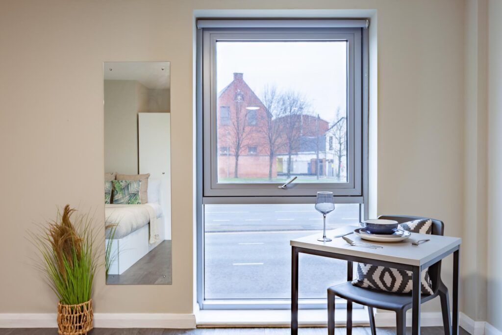 Premier Luxe Studio - image 12