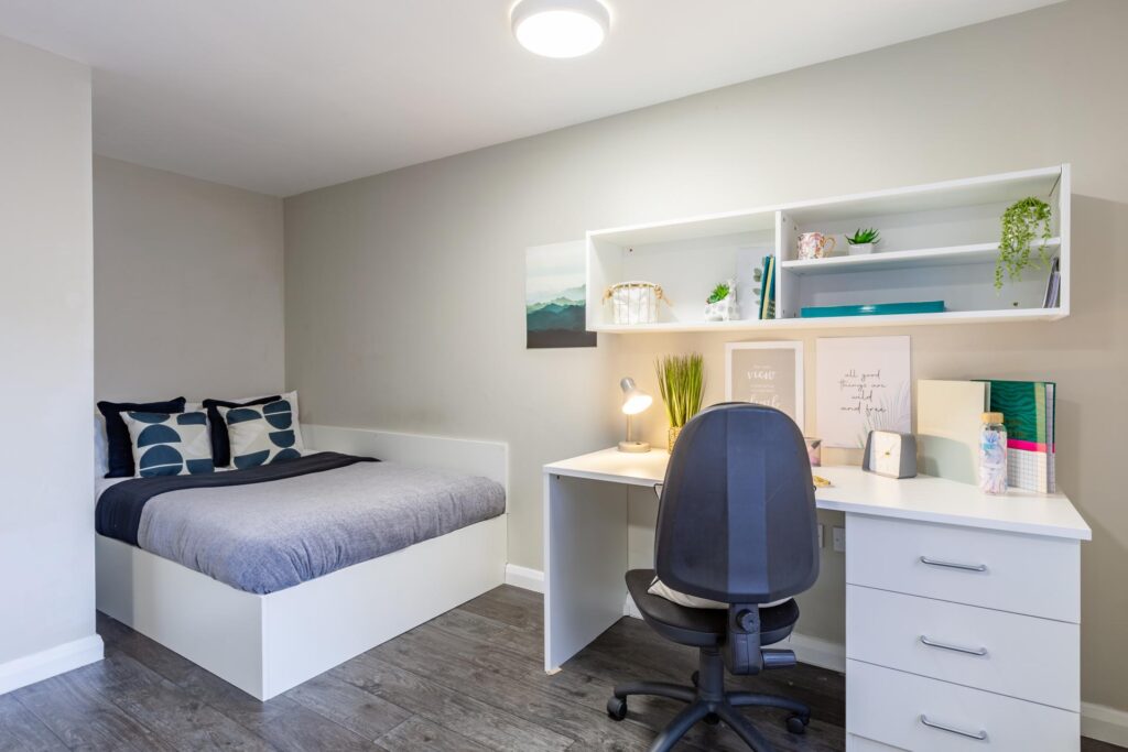 Premier Luxe Studio - image 20