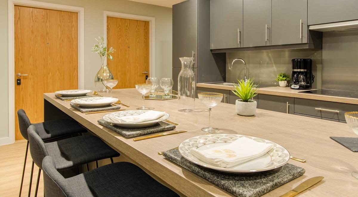Premium 4 Bed Ensuite - image 12