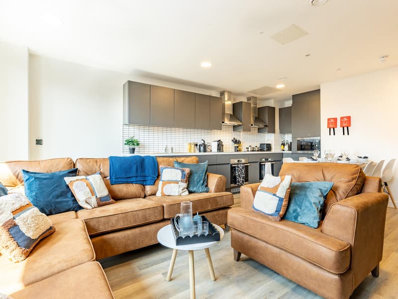 Premium En-suite - image 10