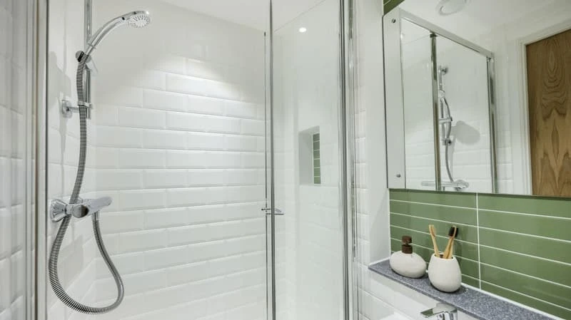 Premium Ensuite - image 7