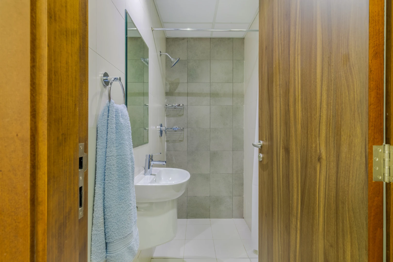 Premium Single - image 8